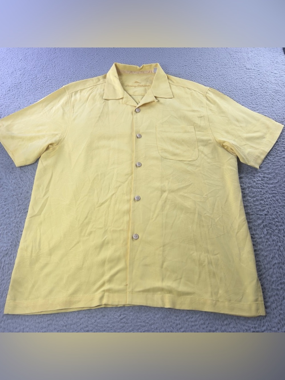 Tommy Bahama Camp Shirt Mens Medium Yellow 100% Silk Button Hawaiian Tropical - Picture 2 of 10